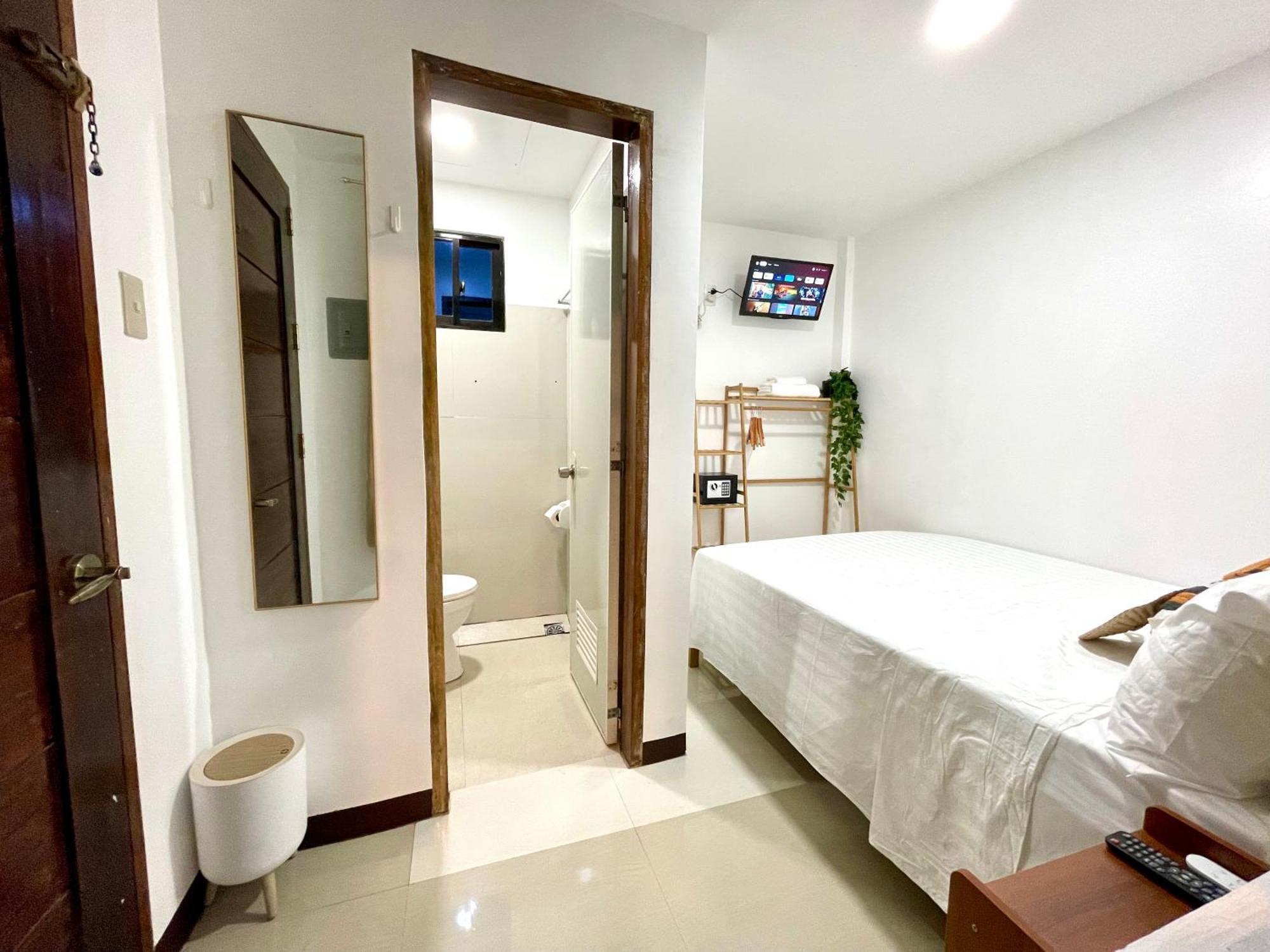אל נידו Namal Apartelle - Free Scooter & Gym Access מראה חיצוני תמונה